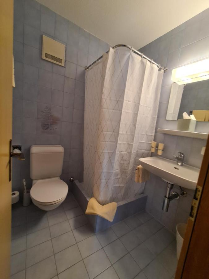 Hotel Staetzerhorn Парпан Екстериор снимка