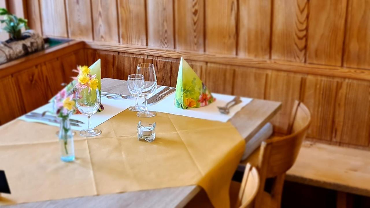 Hotel Staetzerhorn Парпан Екстериор снимка