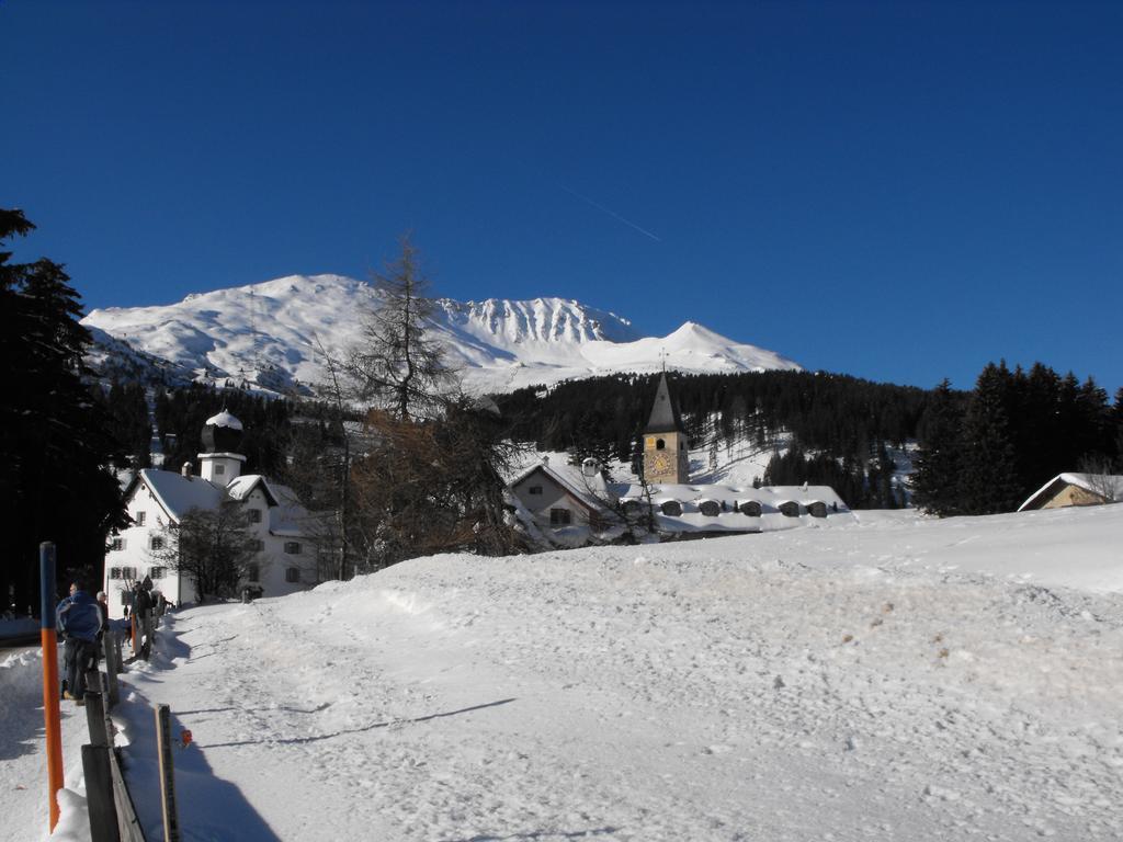 Hotel Staetzerhorn Парпан Екстериор снимка