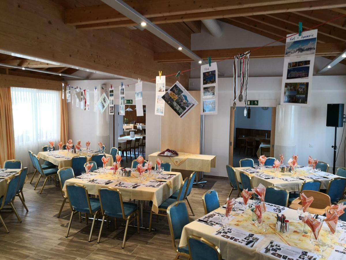 Hotel Staetzerhorn Парпан Екстериор снимка